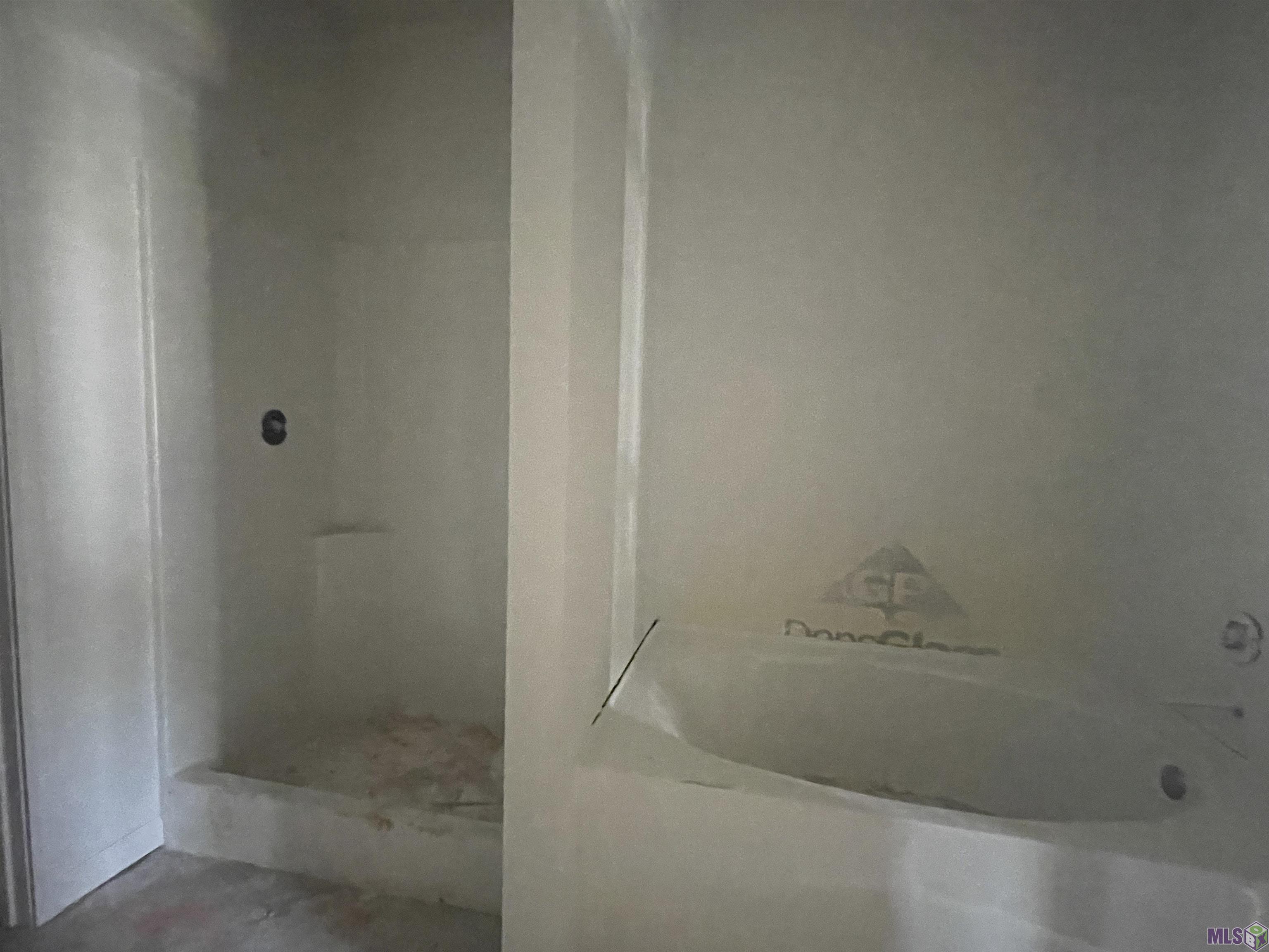 2902 Niccoline Way Baton Rouge, LA 70816 - Photo 6 of 10 Gallery Image 6
