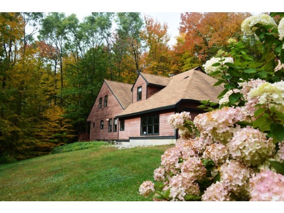 668 Olde Farm Road Grantham, NH 03753 - Photo 3 of 33