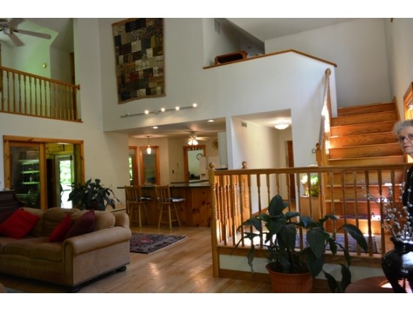668 Olde Farm Road Grantham, NH 03753 - Photo 5 of 33