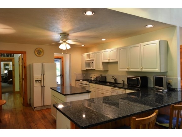 668 Olde Farm Road Grantham, NH 03753 - Photo 8 of 33