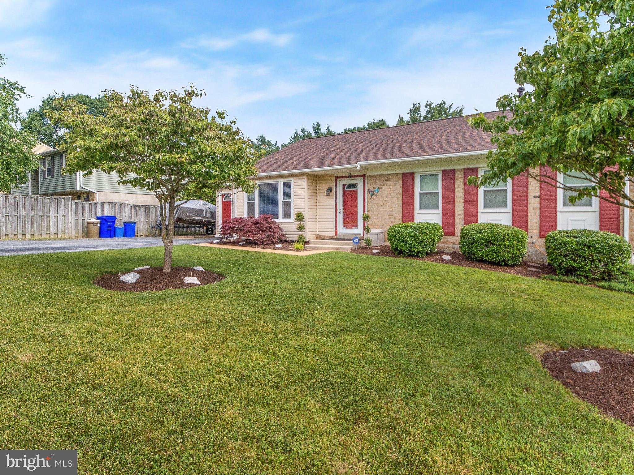10429 Sweepstakes Road Damascus, MD 20872 - Photo 4 of 30 Gallery Image 4