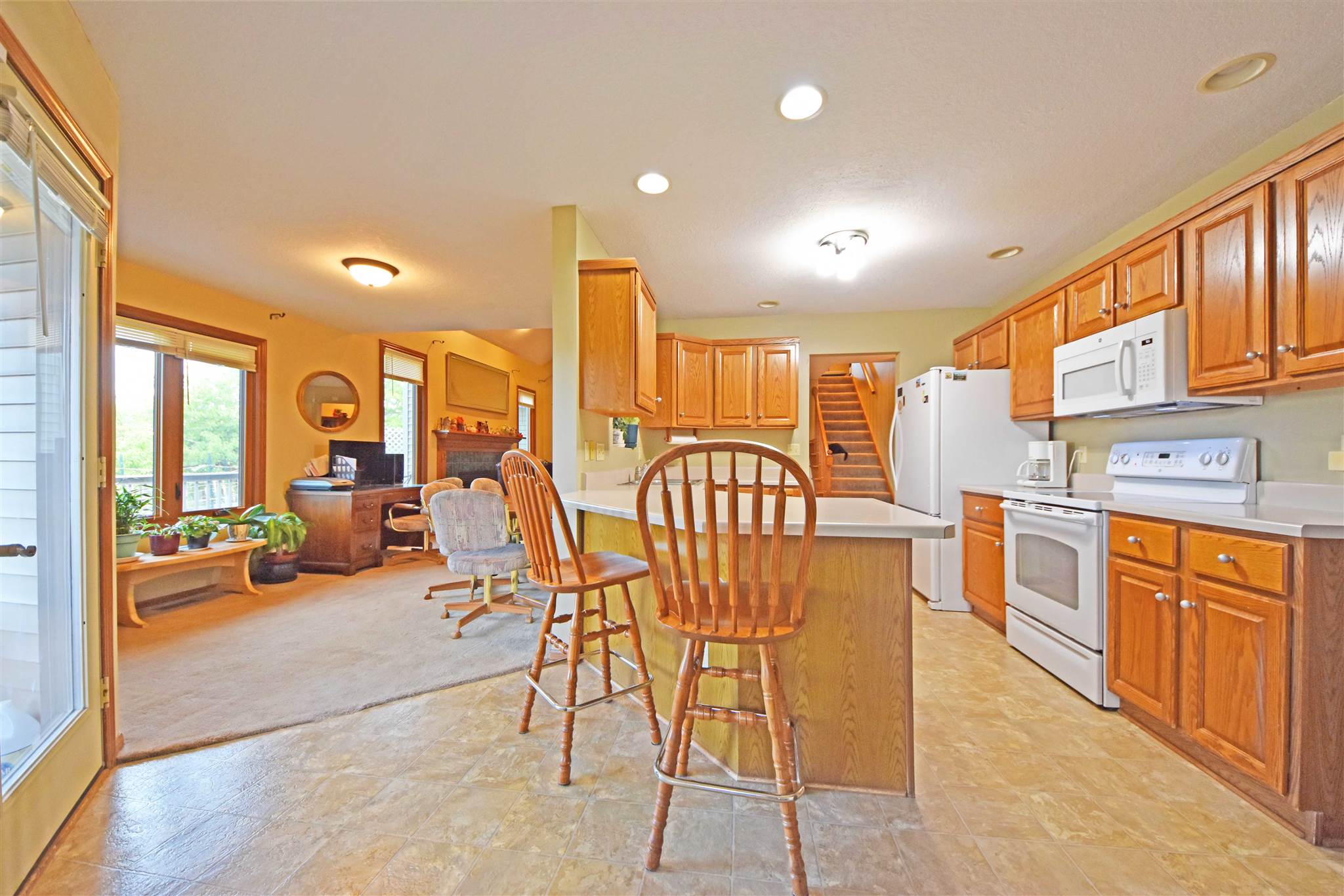 835 Autumn Ridge Lane Fort Wayne, IN 46804 - Photo 3 of 36 Gallery Image 3