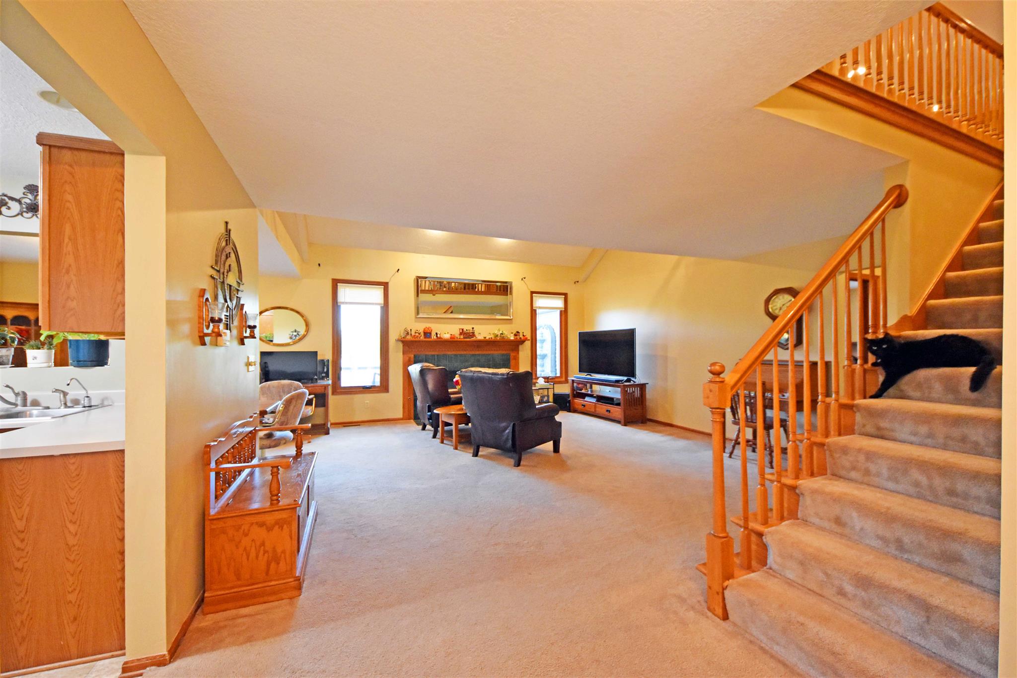 835 Autumn Ridge Lane Fort Wayne, IN 46804 - Photo 10 of 36 Gallery Image 10
