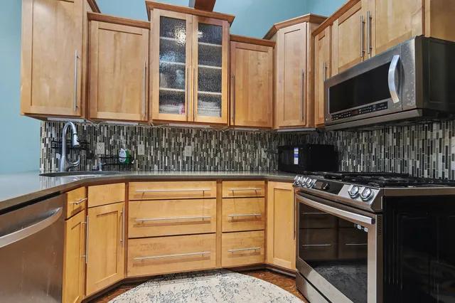 $419,600 | 4043 Chamberlain Avenue Southeast, Grand Rapids, MI 49508