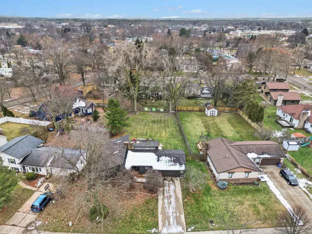 $419,600 | 4043 Chamberlain Avenue Southeast, Grand Rapids, MI 49508