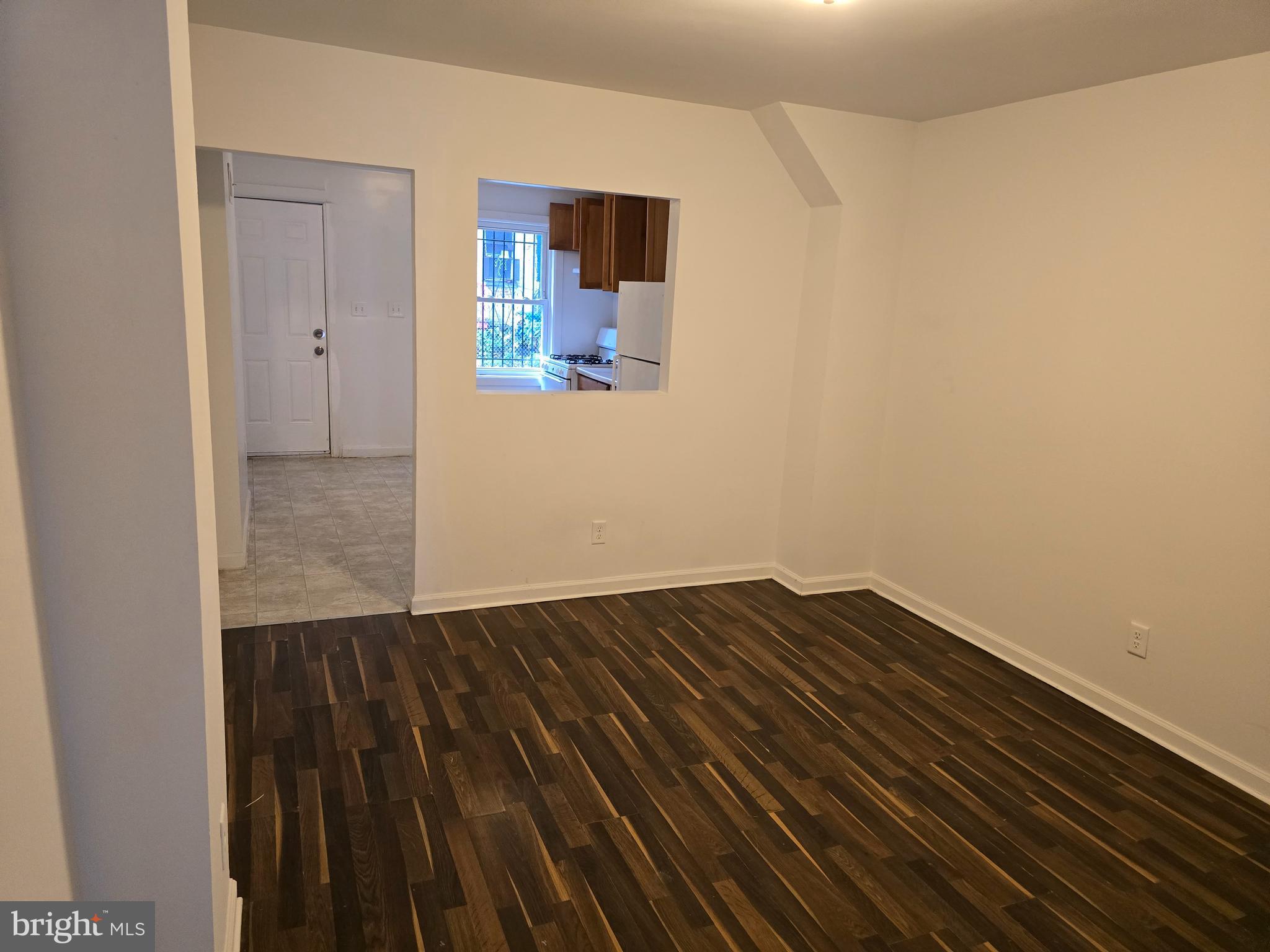 2418 Etting Street Baltimore, MD 21217 - Photo 4 of 24 a view of wooden floor