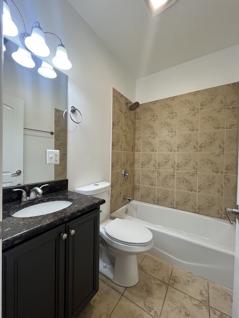 5172 South Michigan Avenue, Unit 2 Chicago, IL 60615 - Photo 13 of 34