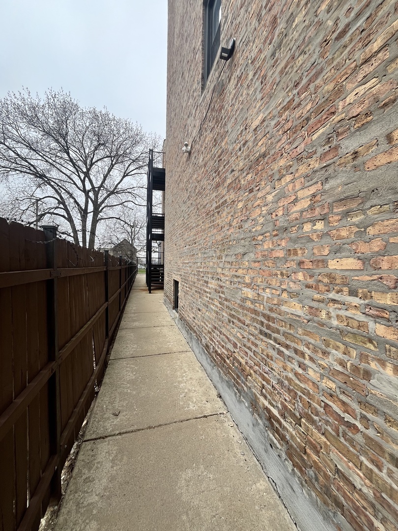 5172 South Michigan Avenue, Unit 2 Chicago, IL 60615 - Photo 32 of 34