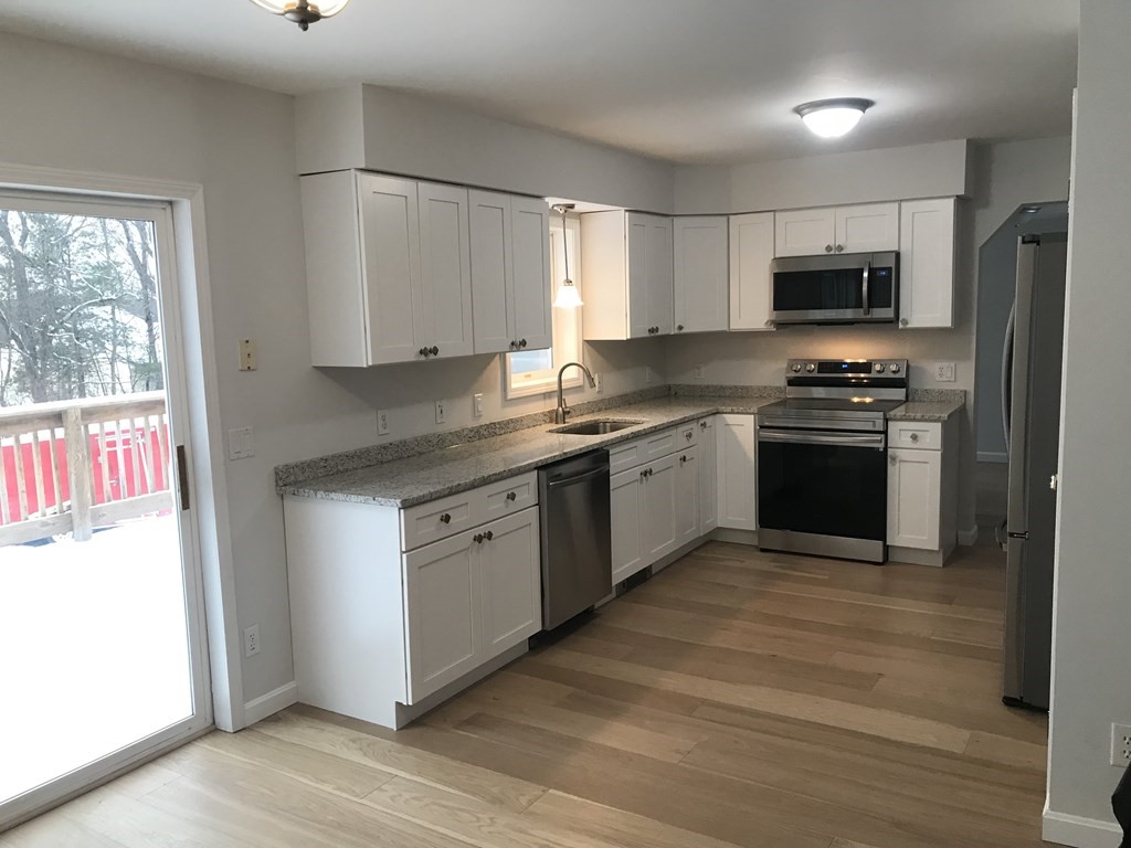 398 Baldwinville Road Templeton, MA 01468 - Photo 4 of 13