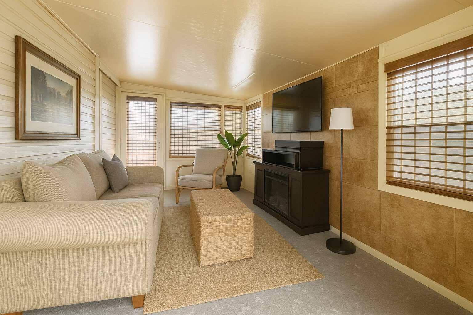 1601 Highway 441, Unit 61 Okeechobee, FL 34974 - Photo 12 of 35 575647743_862317393356337_19606564715320