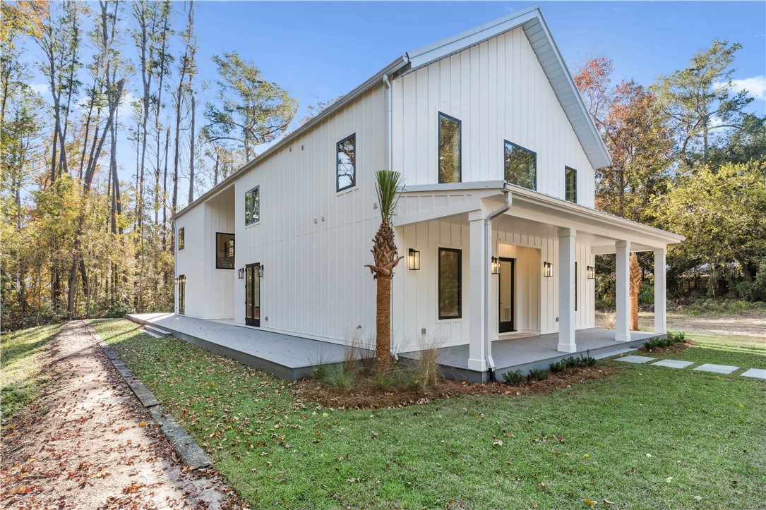 112 Rosa Dorsey Ln Street St. Simons Island, GA 31522 - Photo 4 of 44