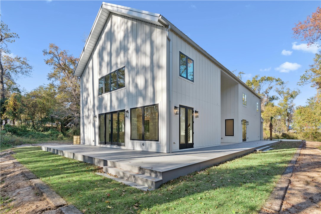 112 Rosa Dorsey Ln Street St. Simons Island, GA 31522 - Photo 5 of 44