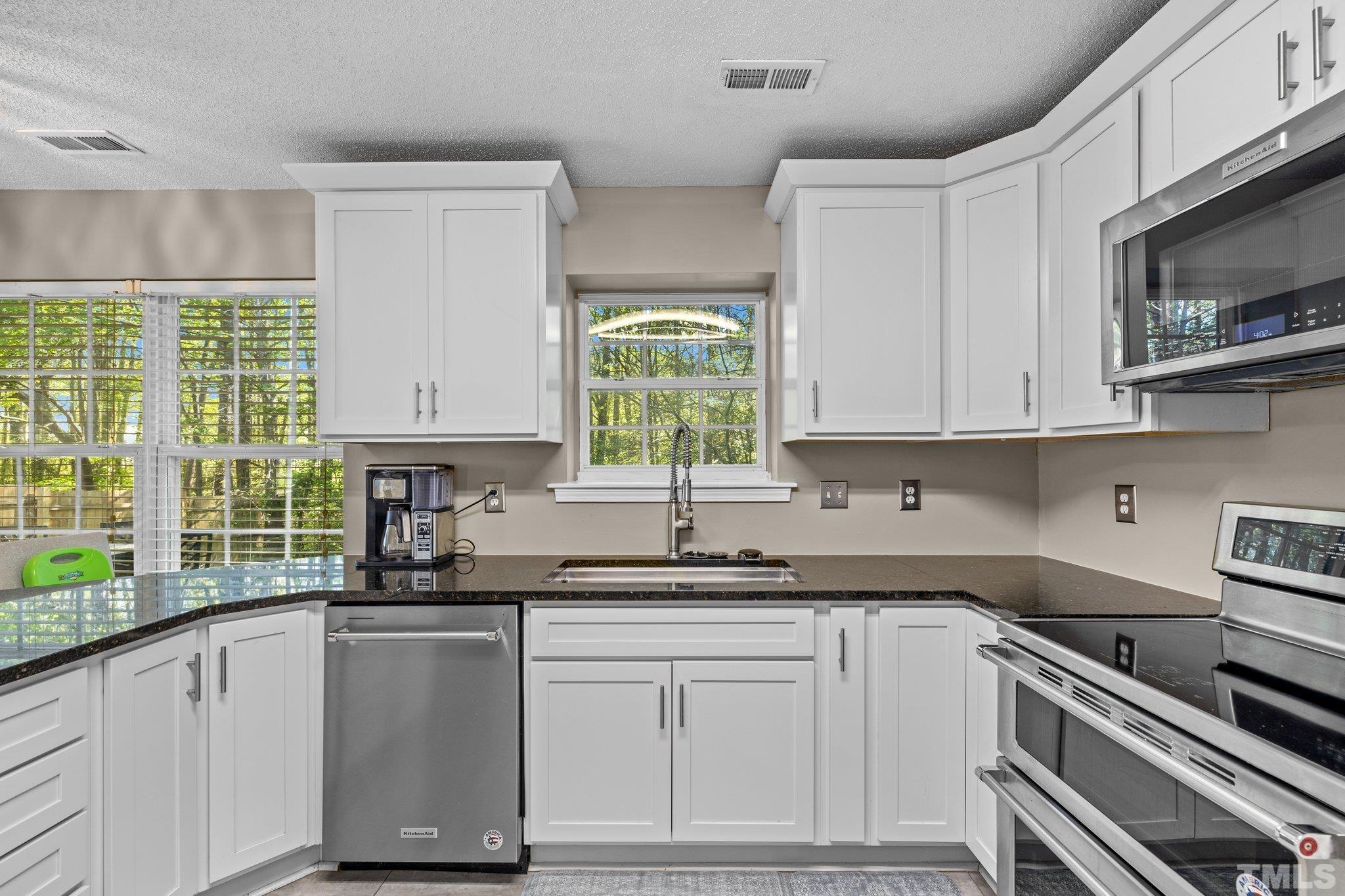 3828 Toyon Drive Raleigh, NC 27616 - Photo 7 of 19