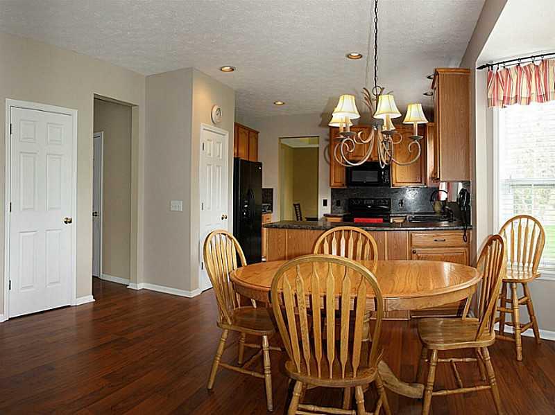 8327 Carloway Road Indianapolis, IN 46236 - Photo 9 of 23 Gallery Image 9