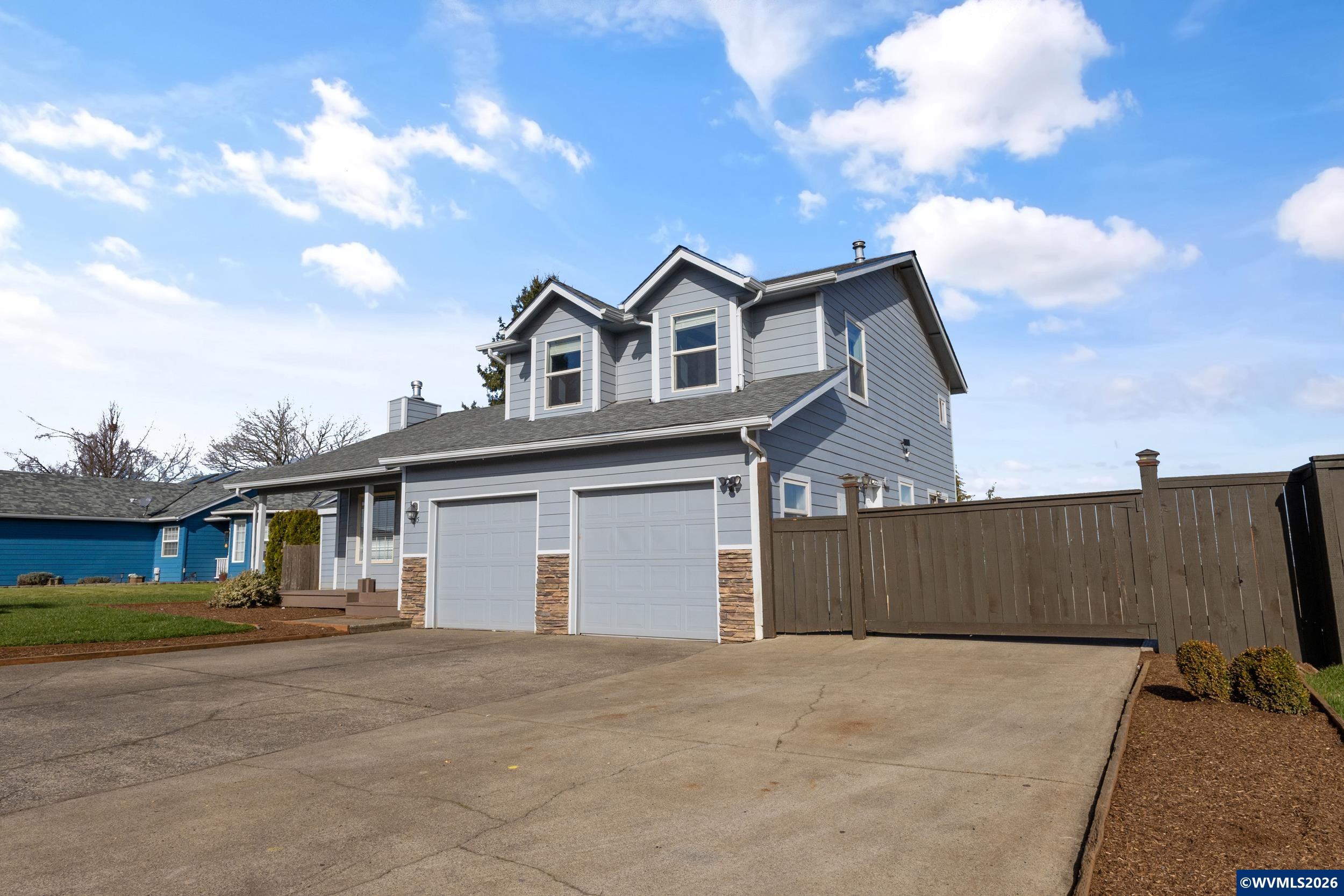 545 Northeast Overlook Way Sublimity, OR 97385 - Photo 3 of 47
