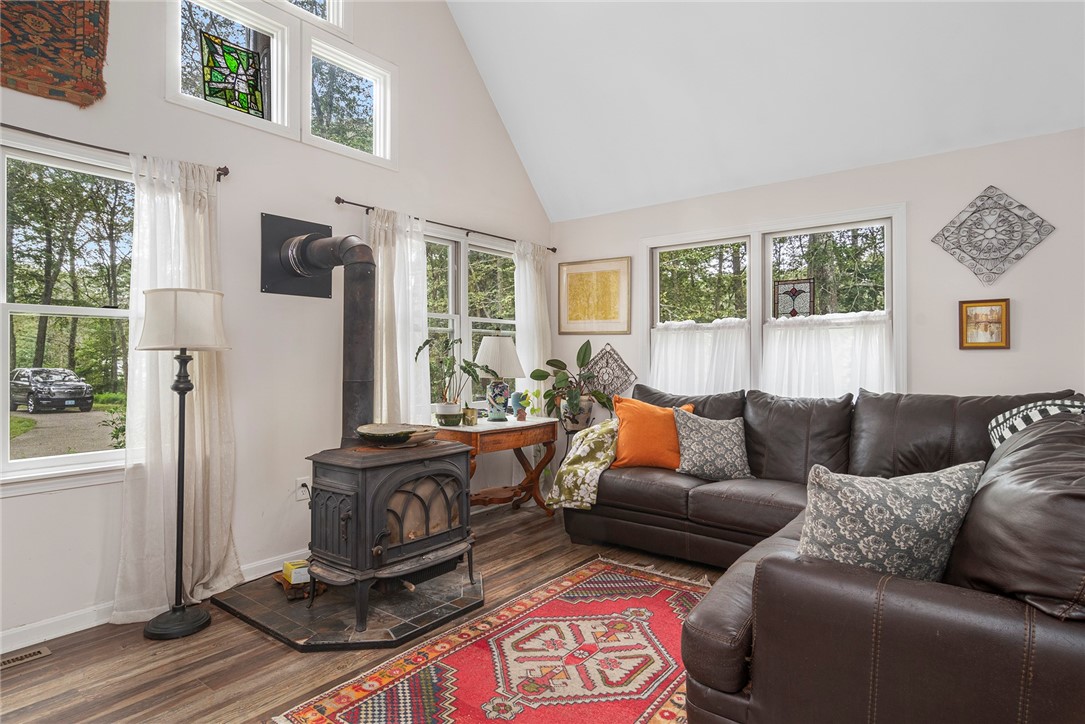 130 Collins Road Hopkinton, RI 02804 - Photo 9 of 38