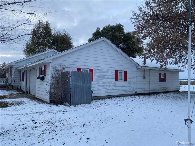 6568 Cooper Road Marlette, MI 48453 - Photo 9 of 25