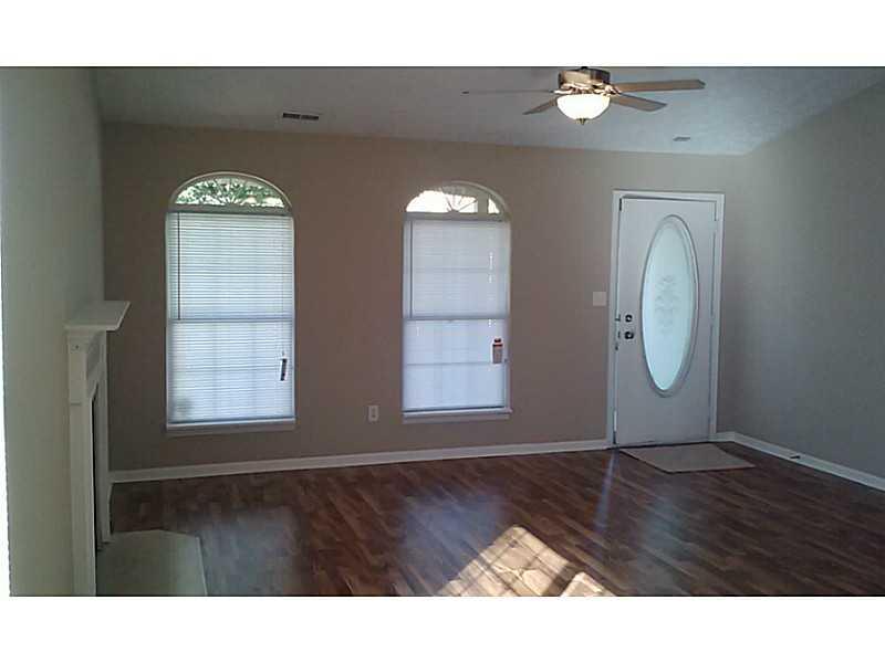 381 Longview Bend Brownsburg, IN 46112 - Photo 3 of 22