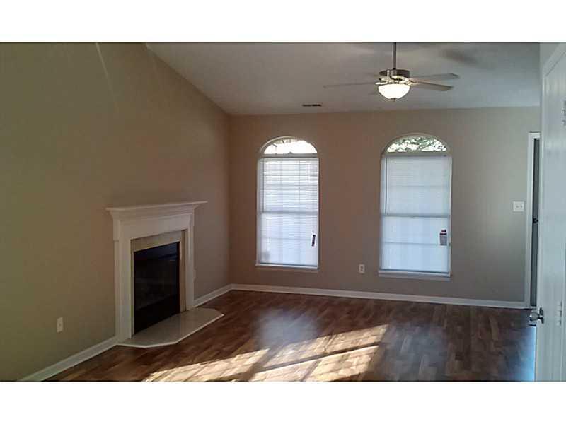 381 Longview Bend Brownsburg, IN 46112 - Photo 4 of 22