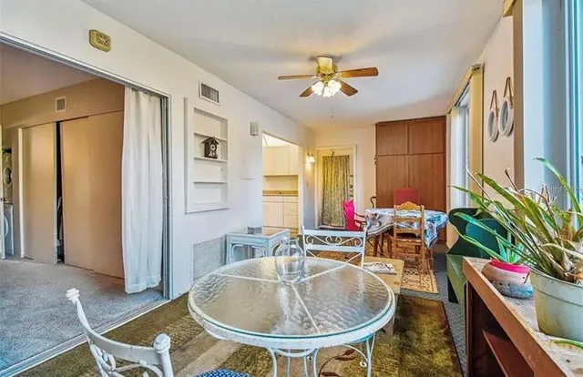 $1,600 | 2404 Florentine Way, Unit 32, Clearwater, FL 33763