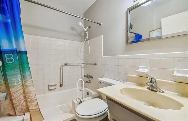 $1,600 | 2404 Florentine Way, Unit 32, Clearwater, FL 33763