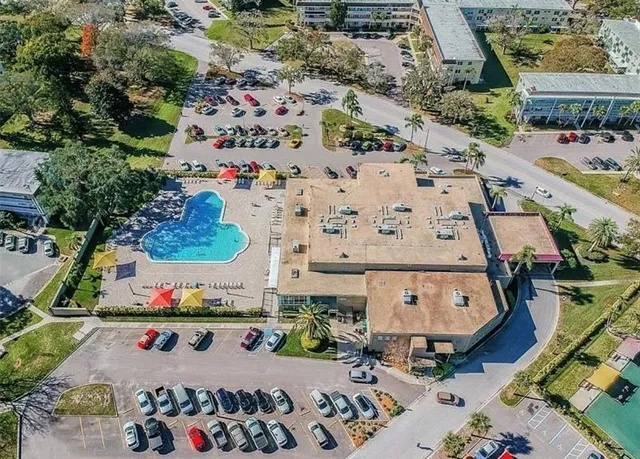 $1,600 | 2404 Florentine Way, Unit 32, Clearwater, FL 33763