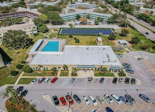 $1,600 | 2404 Florentine Way, Unit 32, Clearwater, FL 33763