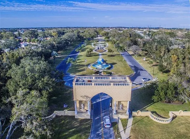 $1,600 | 2404 Florentine Way, Unit 32, Clearwater, FL 33763