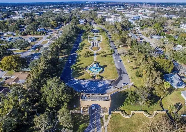 $1,600 | 2404 Florentine Way, Unit 32, Clearwater, FL 33763