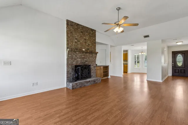 $265,000 | 77 Thoroughbred Road, Woodbine, GA 31569