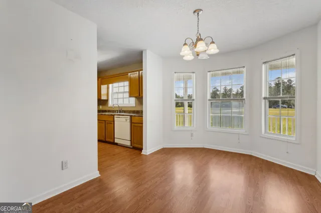 $265,000 | 77 Thoroughbred Road, Woodbine, GA 31569