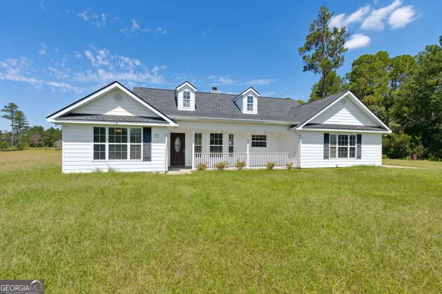 $265,000 | 77 Thoroughbred Road, Woodbine, GA 31569