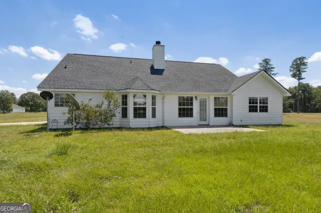 $265,000 | 77 Thoroughbred Road, Woodbine, GA 31569