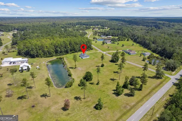 $265,000 | 77 Thoroughbred Road, Woodbine, GA 31569