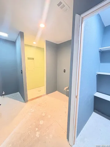 $210,000 | 23038 Grand Spg Drive, Elmendorf, TX 78112