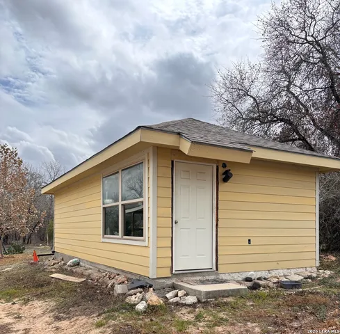 $210,000 | 23038 Grand Spg Drive, Elmendorf, TX 78112