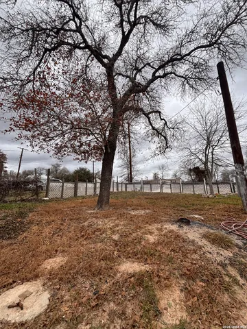 $210,000 | 23038 Grand Spg Drive, Elmendorf, TX 78112