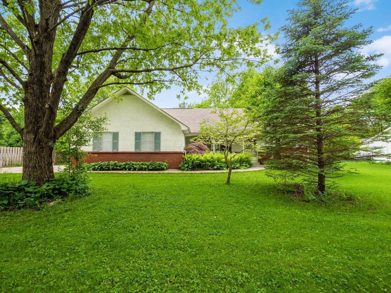 937 Doherty Road Galloway, OH 43119 - Photo 8 of 44 A_937_Doherty_114