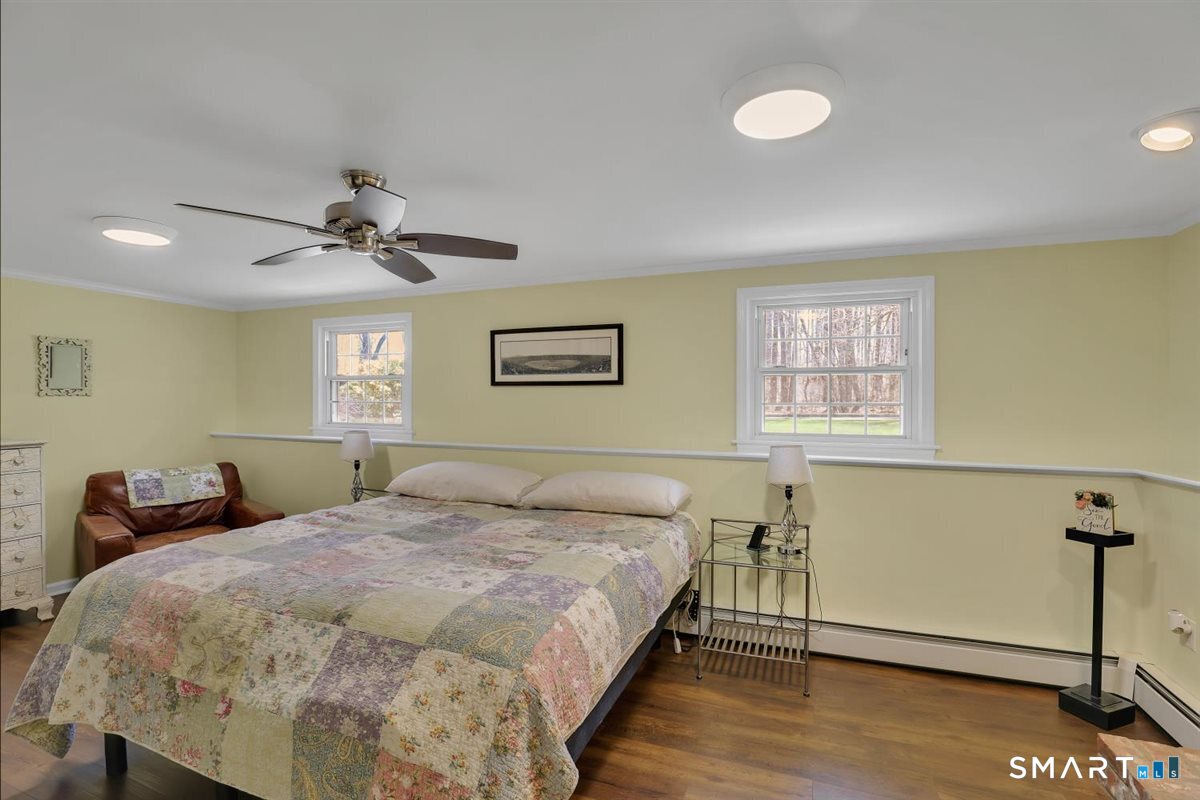 976 Old Rock Hill Road Wallingford, CT 06492 - Photo 19 of 40