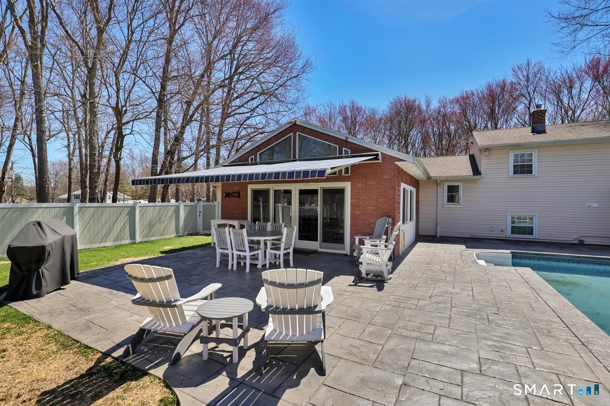 976 Old Rock Hill Road Wallingford, CT 06492 - Photo 33 of 40