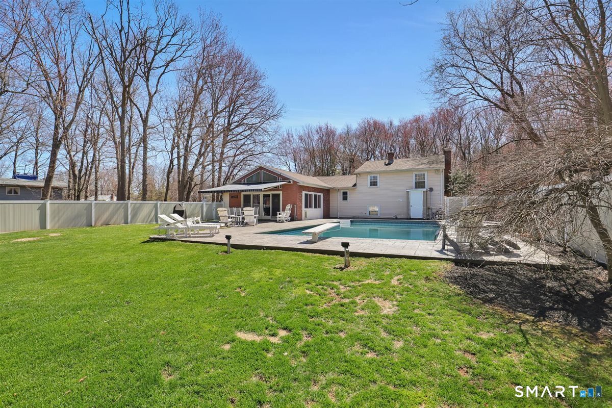 976 Old Rock Hill Road Wallingford, CT 06492 - Photo 39 of 40