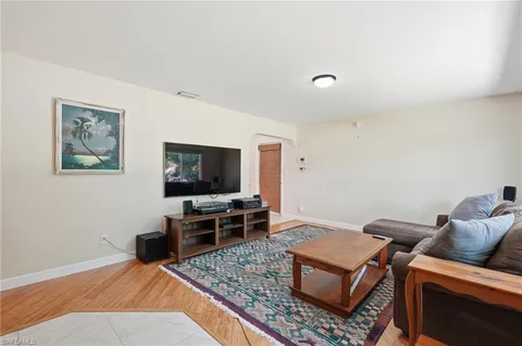 $699,900 | 1316 Rordon Avenue, Naples, FL 34103