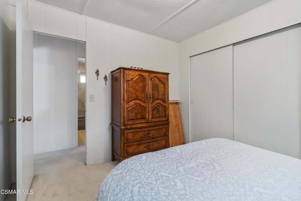 195 Tierra Rejada Road, Unit 204 Simi Valley, CA 93065 - Photo 27 of 46