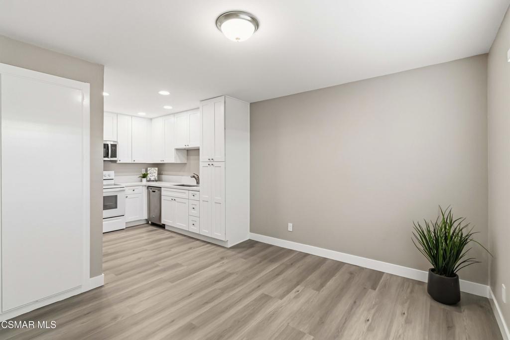 569 Spring Road, Unit 50 Moorpark, CA 93021 - Photo 14 of 58