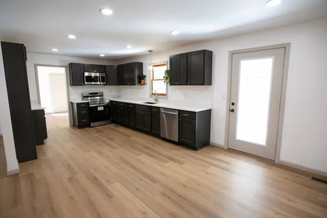 $289,900 | 399 Indian Creek Road, Hohenwald, TN 38462