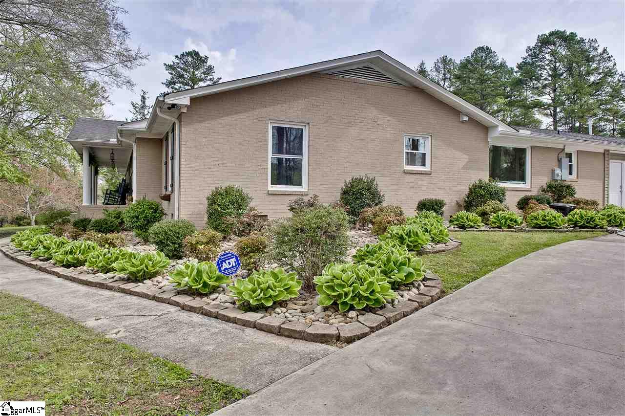 213 Laboone Road Easley, SC 29642 - Photo 3 of 36 Gallery Image 3