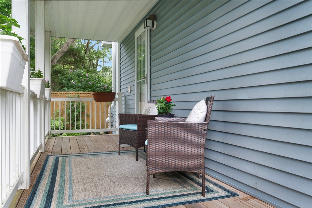 133 Winterberry Road Narragansett, RI 02874 - Photo 22 of 37