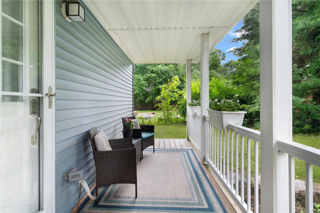 133 Winterberry Road Narragansett, RI 02874 - Photo 32 of 37