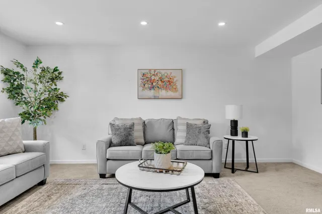 $259,000 | 3461 Cedarview Court, Bettendorf, IA 52722