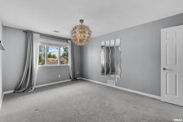 $259,000 | 3461 Cedarview Court, Bettendorf, IA 52722